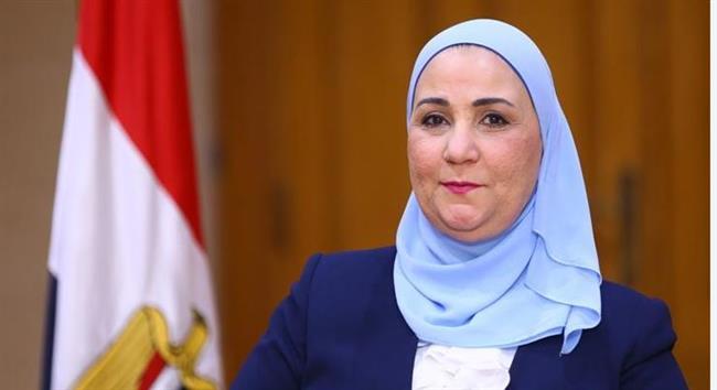 وزيرة التضامن تتابع خطة تصعيد حجاج الجمعيات الأهلية للمشاعر المقدسة