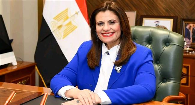 وزيرة الهجرة تشيد بسرعة استجابة وزير الطيران لمقترحات المصريين بالخارج 