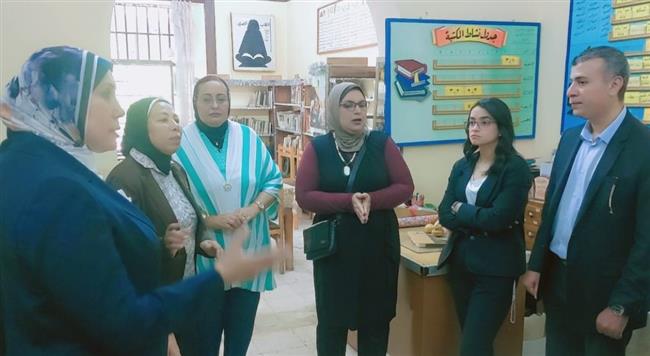 مكتبة الإسكندرية في زيارة لمدارس المحافظة من خلال مشروع مكتبتك في مدرستك 