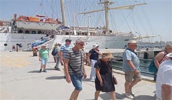   ميناء بورسعيد السياحي يستقبل 170 سائحا على السفينة الشراعية "STAR CLIPPER"