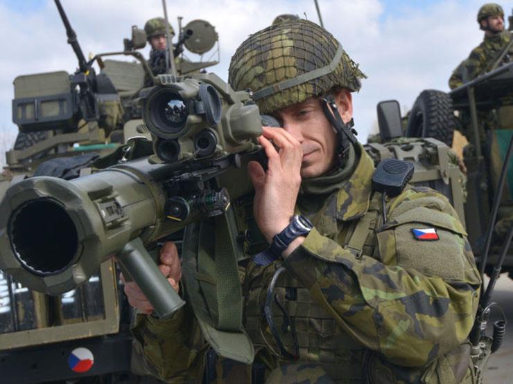 إصابة عدد من الجنود إثر انفجار بمنطقة تدريب عسكرية في التشيك