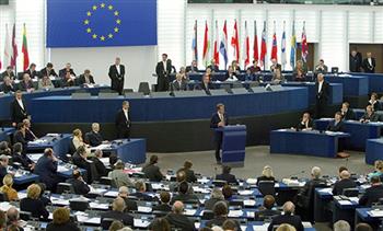   حزب الشعب الأوروبي يطالب بتقاسم رئاسة المجلس الأوروبي