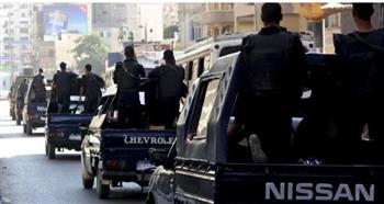   حملات أمنية لضبط تجار المخدرات والأسلحة النارية بأسوان ودمياط والإسكندرية