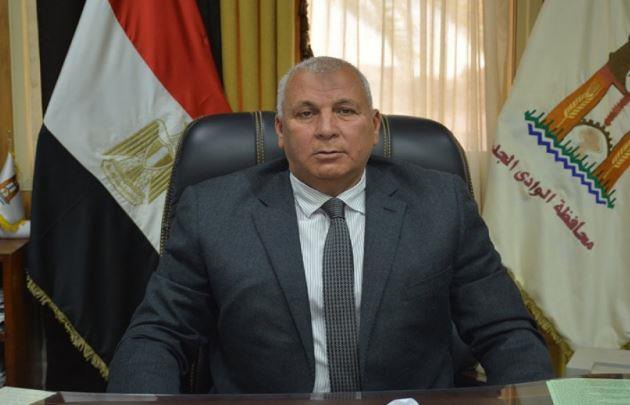 محافظ الوادي الجديد: ذبح وتوزيع 61 أضحية و13 طن لحوم لصالح الأسر الأكثر احتياجًا