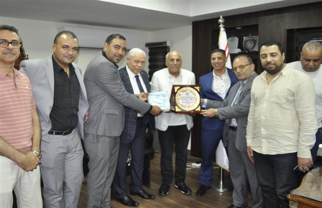 وفد من نادي النصر يزور نادي الزمالك للتهنئة بكأس الكونفدرالية
