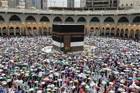 ما حكم الحج لمن عليه ديون مؤجلة؟
