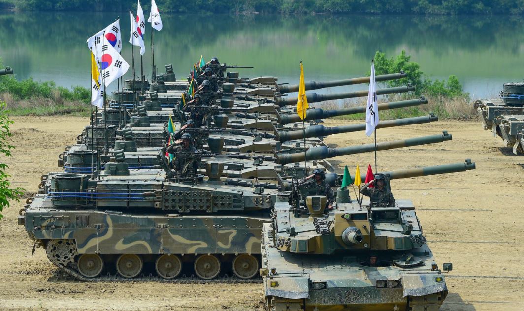 بولندا: توقيع عقود إضافية مع كوريا الجنوبية سبتمبر المقبل لشراء معدات عسكرية
