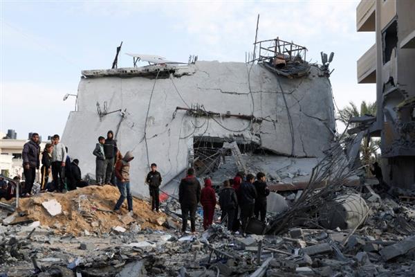 شهيدتان وجرحى بينهم أطفال جراء العدوان الإسرائيلي على غزة لليوم الـ 258