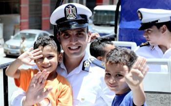 وزارة الداخلية تحتفل مع الأطفال الأيتام بعيد الأضحى المبارك وتوزع الهدايا عليهم