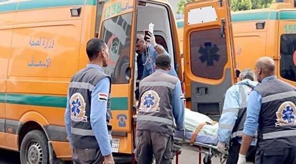 إصابة 8 أشخاص في حادث تصادم سيارة وتروسيكل بالإسماعيلية 