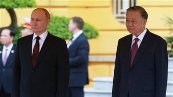   "بوتين": تعزيز الشراكة الاستراتيجية الشاملة مع فيتنام من أولوياتنا