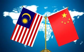   الصين وماليزيا تتفقان على تمديد سياسة الإعفاء من التأشيرة