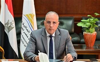  وزير الري: استقرار الأوضاع وسلامة الجسور ومجرى نهر النيل خلال العيد