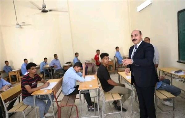 محافظ أسوان يوجه بتوفير المناخ المناسب لـ امتحانات الثانوية العامة