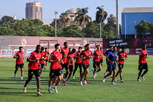 الدوري المصري .. الأهلي يواصل تدريباته استعدادًا لمباراة القمة أمام الزمالك