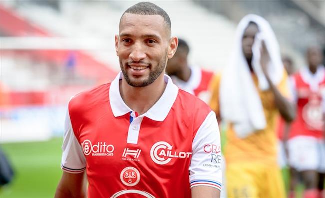 الدوري الفرنسي .. اتصالات مكثفة من سانت إتيان لضم يونس عبدالحميد