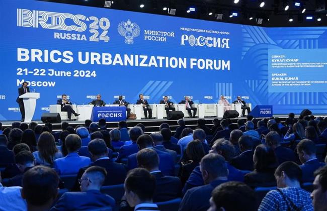 "الإسكان" تشارك في الجلسة الافتتاحية للمنتدى العمراني لدول البريكس