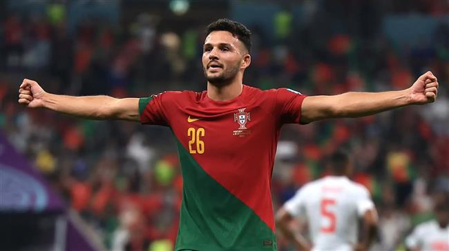 يورو 2024.. "الأمن" يتسبب في إصابة جونكالو راموس خلال مباراة البرتغال ضد تركيا| فيديو