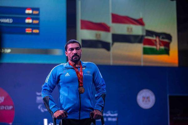 طه عادل بطل رفع الأثقال البارالمبي يحجز مقعده في بارالمبياد باريس 2024