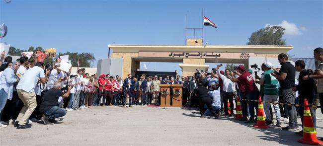 القاهرة الإخبارية: جهود مصرية ودولية مكثفة لفتح معبر رفح من الجانب الفلسطيني