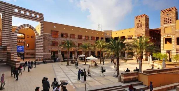 الجامعة الأمريكية تنظم ندوة عن انتخابات البرلمان الأوروبي 