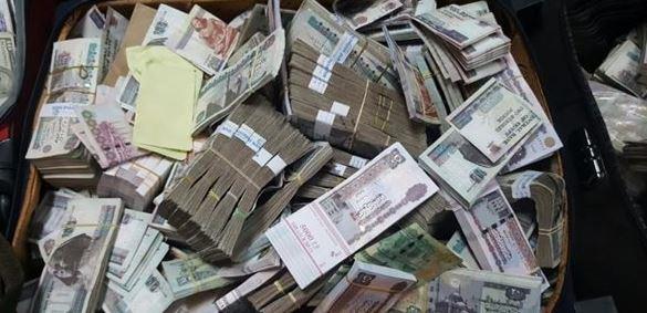 ضبط 3 أشخاص غسلوا 100 مليون جنيه من حصيلة استغلال الطب بطرق غير مشروعة
