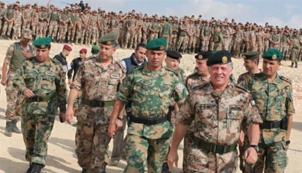 الأردن.. مصرع عسكريين اثنين فى حادث تدهور 3 شاحنات مساعدات كانت متوجهة إلى غزة
