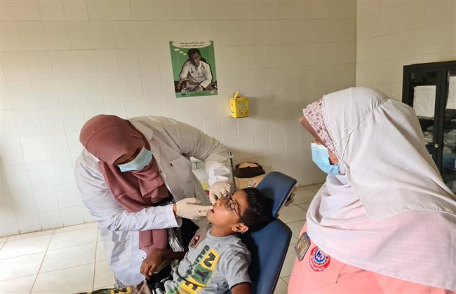 الكشف على 1252 مريضًا فى قافلة طبية إلى وحدة الشروق بالبحيرة