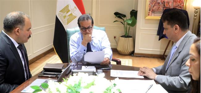 وزير الصحة يوجه بسرعة الانتهاء من المرحلة الثانية لميكنة منظومة تراخيص للمنشآت الطبية