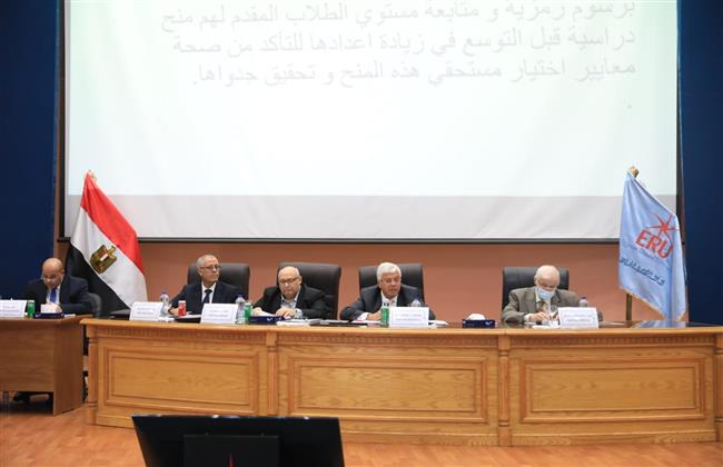 وزير التعليم العالي يرأس اجتماع مجلس الجامعات الخاصة