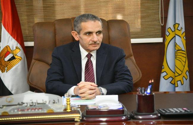 محافظ الغربية يتابع أعمال النظافة ورفع الإشغالات على الطرق السريعة والمحاور الرئيسية