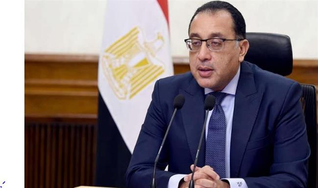 رئيس الوزراء يتابع مع وزيرة الدولة للهجرة وشئون المصريين بالخارج عددا من الملفات