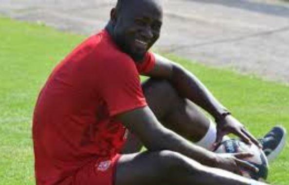 النجم الساحلي التونسي يفسخ التعاقد مع اللاعب المالي سيديبي