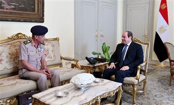 الرئيس السيسي يستقبل وزير الدفاع