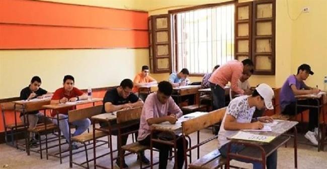 التعليم تستعرض تقرير غرفة العمليات لـ امتحانات الثانوية العامة 