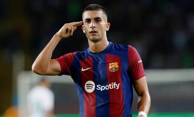 الدوري الإسباني.. فيران توريس يؤكد بقاءه في صفوف برشلونة الموسم المقبل