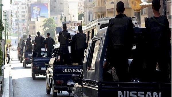 حملات أمنية لضبط الخارجين عن القانون في أسيوط وأسوان ودمياط والإسكندرية