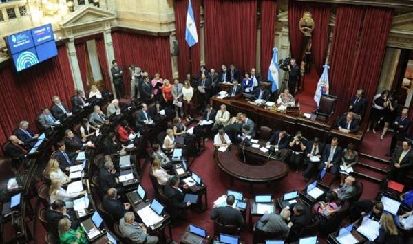 البرلمان الأرجنتيني يوافق بشكل نهائي على الإصلاحات الاقتصادية للرئيس الليبرالي "خافيير ميلي"