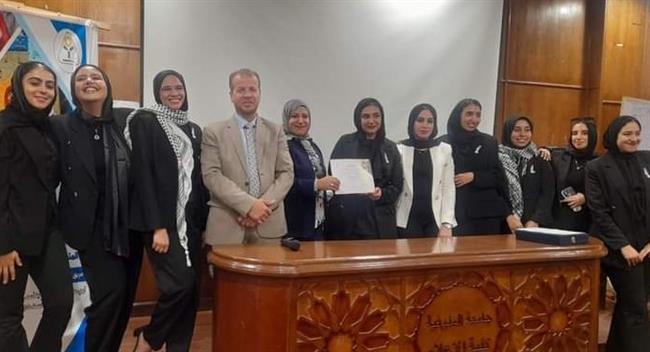 إعلام المنوفية تناقش مشروعات تخرج الدفعة الأولي لقسم الإذاعة والتليفزيون