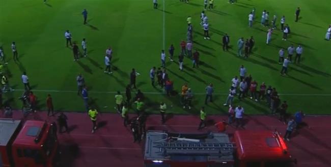 الدوري المصري .. اجتماع عاجل للجنة المسابقات بشأن حريق مباراة بيراميدز وسموحة