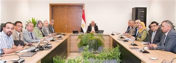 وزير الرى يتابع الموقف المائى بالمحافظات 