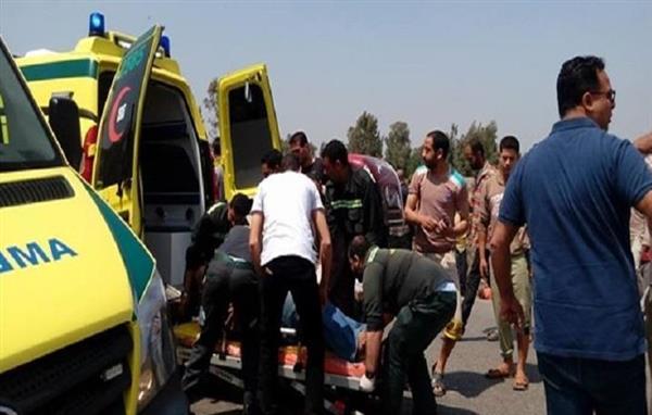 مصرع وإصابة 16 جراء حادث تصادم سيارتين بطريق قفط / القصير