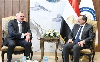   مباحثات مشتركة بين وزير البترول ورئيس "كيريون إنرجي" حول خطط الشركة في مصر