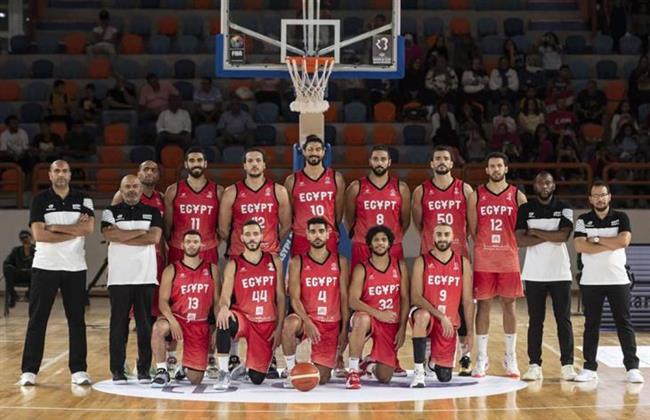 وصول بعثة المنتخب الوطني للرجال لكرة السلة إلى اليونان لخوض تصفيات أولمبياد باريس