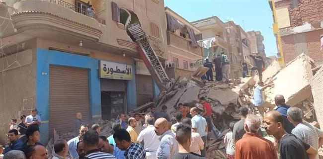 مصرع وإصابة 4 أشخاص في انهيار عقار بالدقهلية