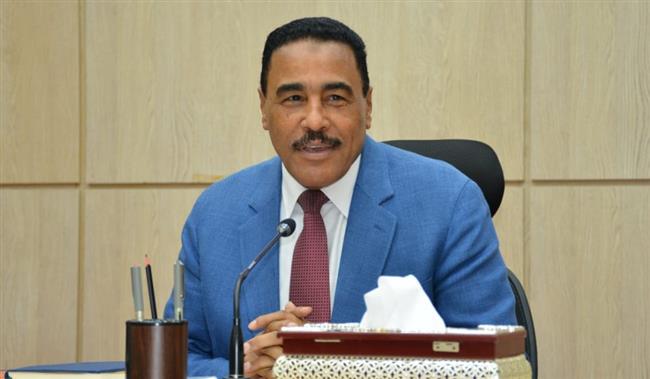 محافظ مطروح يؤكد التيسير على المواطنين في قانون التصالح 