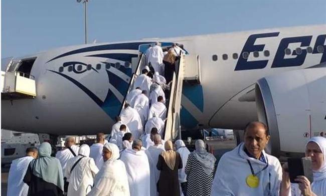 وصول الفوج الأول من الحجاج إلى مكة