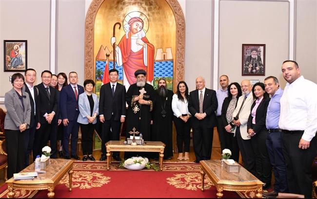 البابا تواضروس يستقبل وزير الأديان الصيني