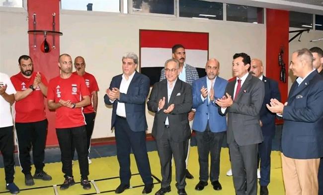 وزير الرياضة يتفقد استعدادات لاعبي التايكوندو ورفع الأثقال لأولمبياد باريس 2024