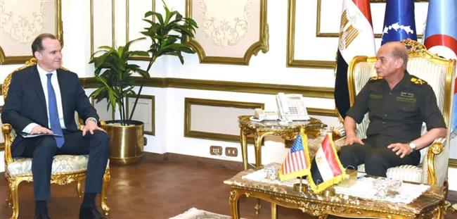 الفريق أول محمـد زكى يلتقى منسق الشرق الأوسط وشمال أفريقيا لمجلس الأمن القومى الأمريكى
